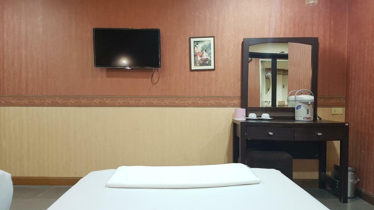 Khon Kaen Ruenrom Hotel Kültér fotó