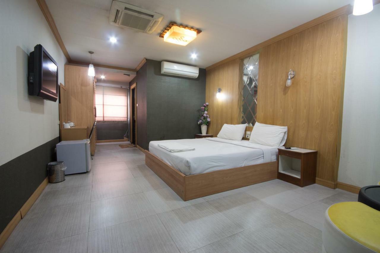 Khon Kaen Ruenrom Hotel Kültér fotó